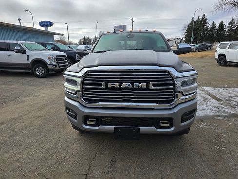 Used 2022 RAM 2500 Laramie AWD/4WD image 3