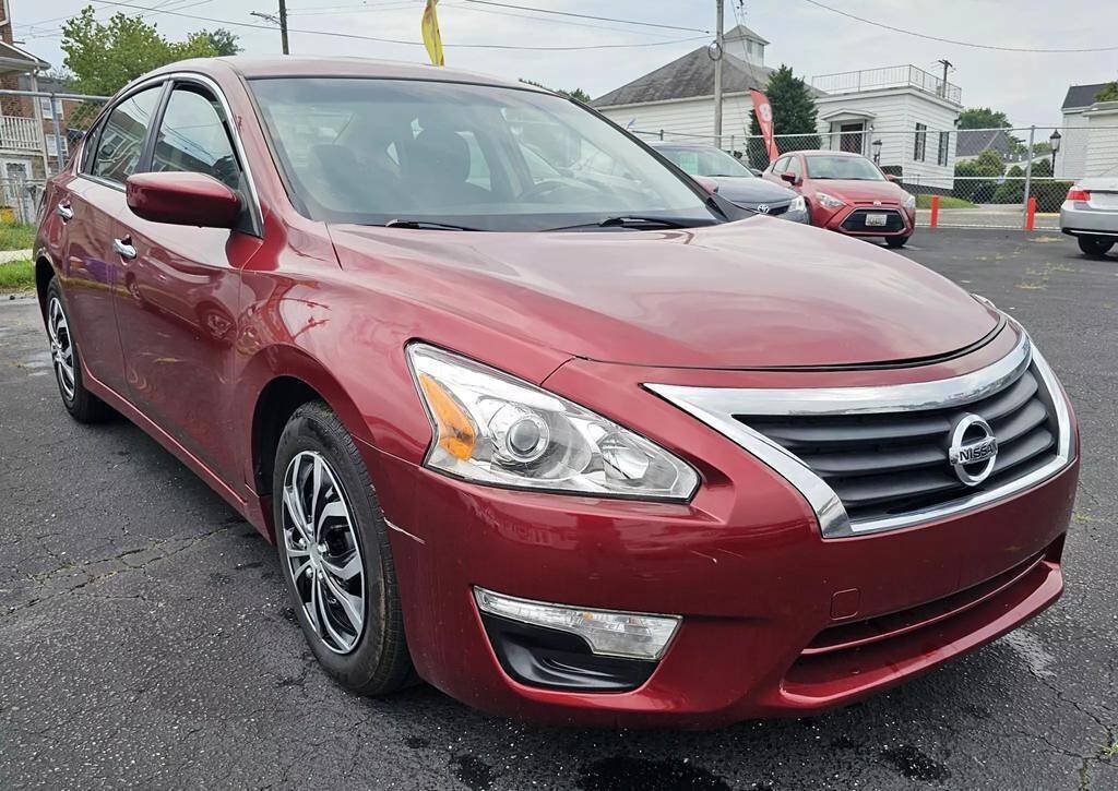 Used 2014 Nissan Altima 2.5 S FWD image 1