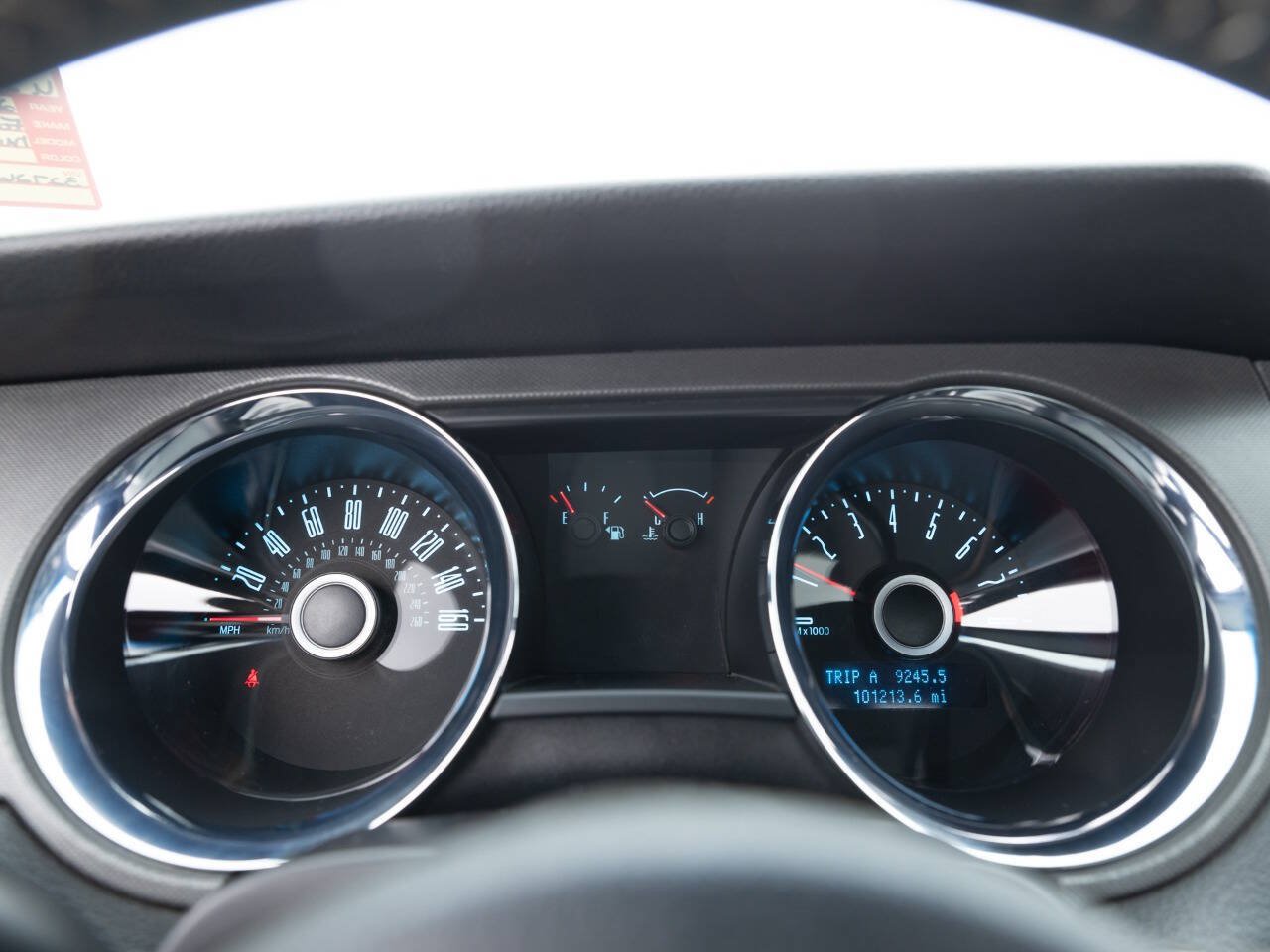Used 2014 Ford Mustang Coupe RWD image 30