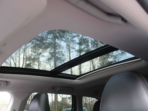 Used 2017 Volvo XC60 T6 Dynamic w/ Climate Package image 49