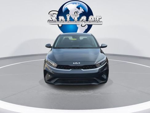 Used 2024 Kia Forte LXS w/ LXS Technology Package image 3