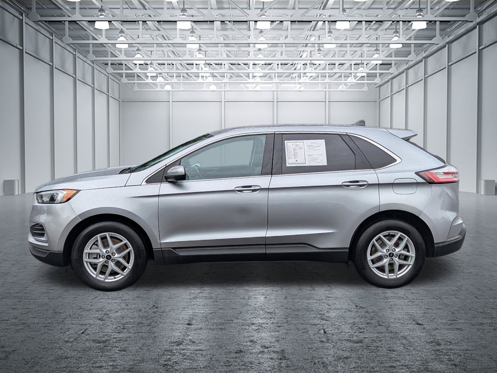 Used 2024 Ford Edge SEL AWD/4WD image 2