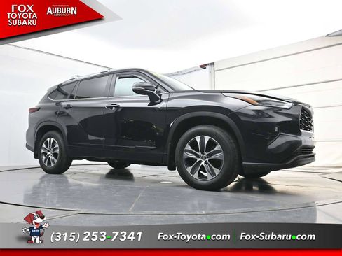 Used 2026 Toyota Highlander XLE AWD/4WD image 24