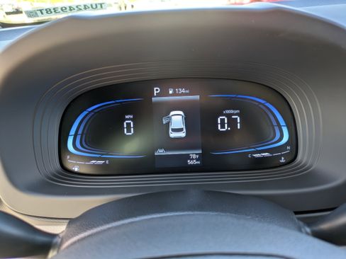 Certified 2026 Hyundai Venue SEL image 30