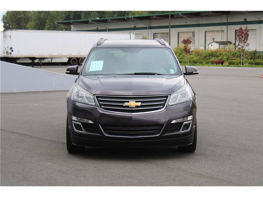 Used 2015 Chevrolet Traverse LT w/ Style and Technology Package FWD image 5