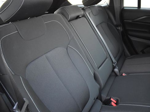 Used 2024 Jeep Grand Cherokee Laredo w/ Trailer Tow Package image 52