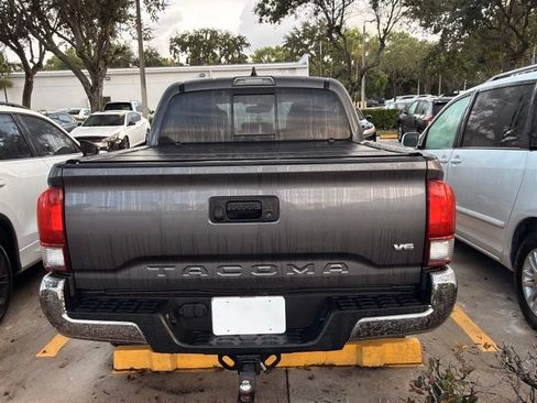 Used 2021 Toyota Tacoma SR5 RWD image 9