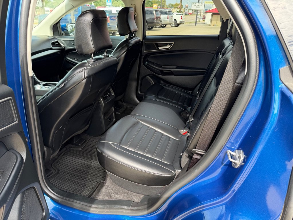 Used 2023 Ford Edge SEL AWD/4WD image 19