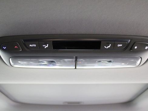 Used 2020 Kia Telluride EX image 37