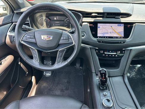 Used 2024 Cadillac XT5 Premium Luxury image 20
