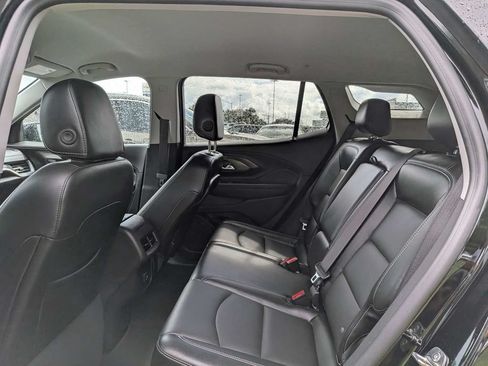 Used 2024 GMC Terrain SLT AWD/4WD image 14