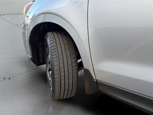 Used 2018 Subaru Forester 2.5i Premium w/ Popular Package #3B AWD/4WD image 35