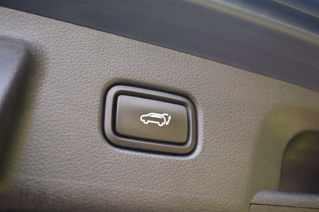 Used 2024 Hyundai Palisade Limited AWD/4WD image 30