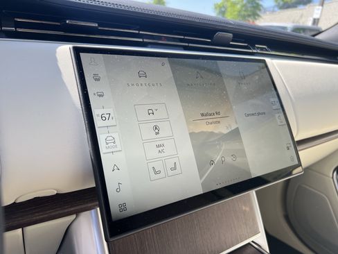 Certified 2024 Land Rover Range Rover SE AWD/4WD image 26