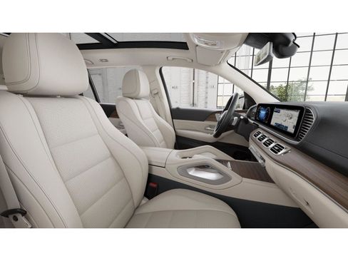 New 2026 Mercedes-Benz GLS 450 4MATIC image 5