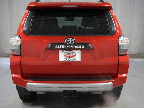 Certified 2024 Toyota 4Runner TRD Off-Road Premium image 7
