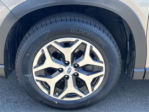 Used 2020 Subaru Forester Premium image 43