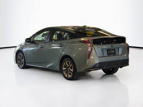 Used 2016 Toyota Prius Four Touring w/ Premium Convenience Package image 5