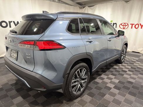 Used 2026 Toyota Corolla Cross XLE w/ Convenience Package image 7