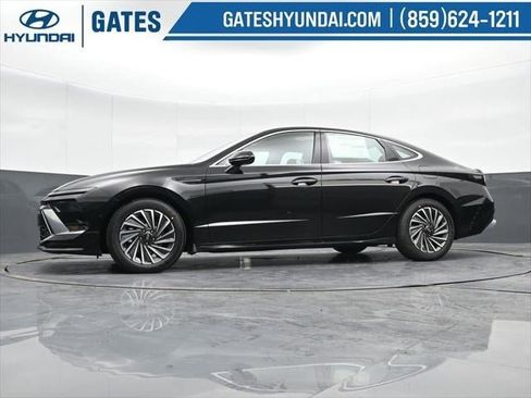 New 2025 Hyundai Sonata Limited image 87