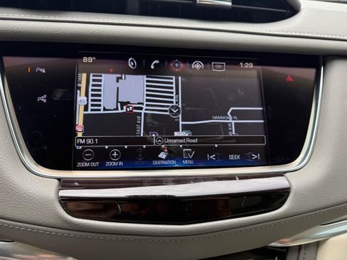 Used 2017 Cadillac XT5 Premium Luxury w/ Driver Assist Package FWD image 34
