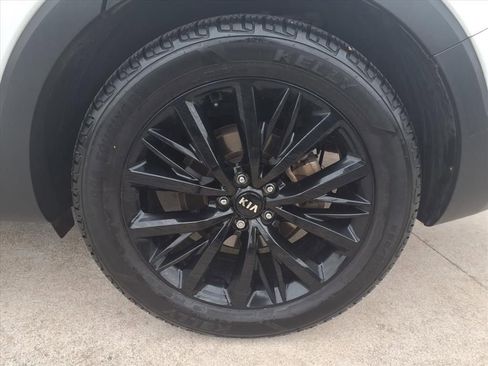 Used 2020 Kia Telluride SX w/ Towing Package image 28