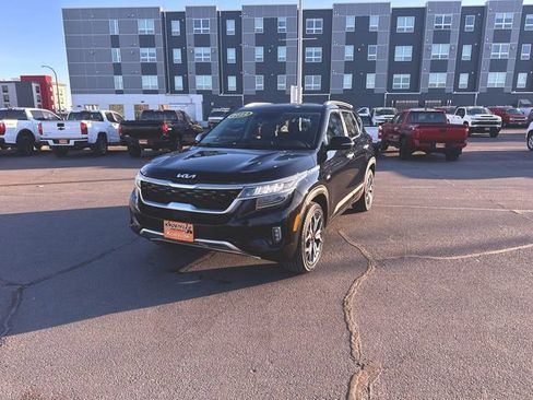 Used 2022 Kia Seltos SX w/ Sunroof Package image 1