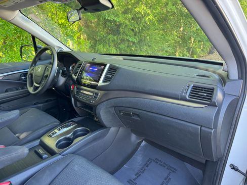 Used 2020 Honda Ridgeline Sport image 56
