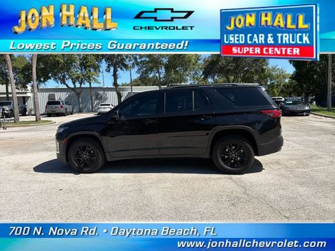 Used 2023 Chevrolet Traverse LS w/ Midnight/Sport Edition FWD image 4