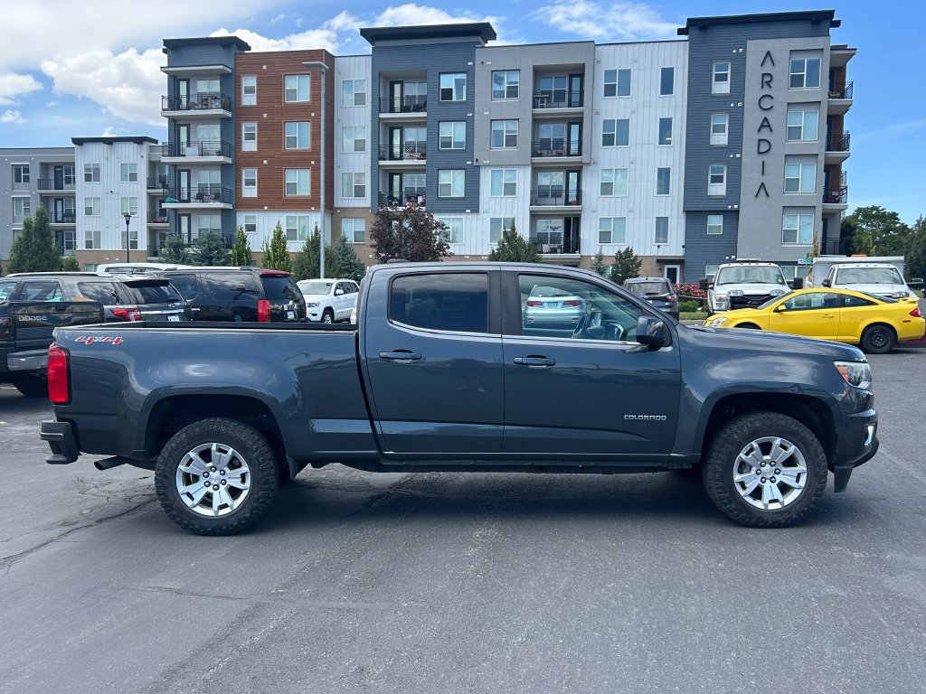 Used 2017 Chevrolet Colorado LT w/ LT Convenience Package AWD/4WD image 2