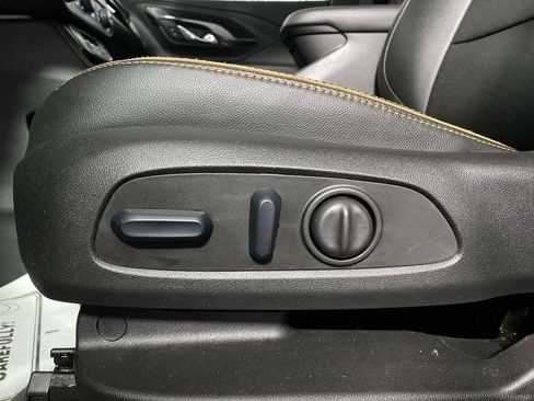 Certified 2024 GMC Terrain AT4 w/ Infotainment Package II AWD/4WD image 12