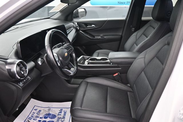 Used 2025 Chevrolet Equinox LT w/ Convenience Package II AWD/4WD image 13