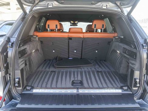 Used 2025 BMW X5 xDrive50e w/ Executive Package image 22