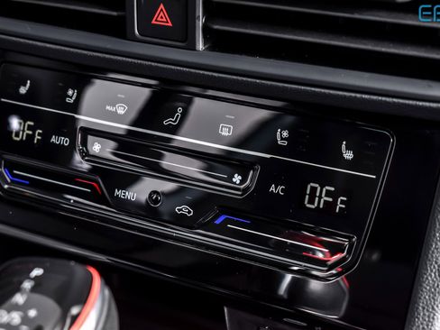 Used 2025 Volkswagen Jetta GLI Autobahn image 27