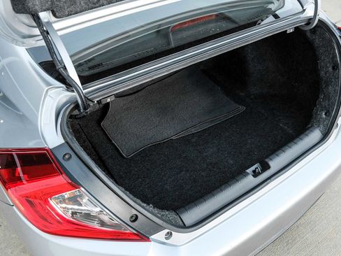 Used 2017 Honda Civic Touring image 51