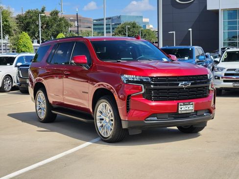 Used 2023 Chevrolet Tahoe RST w/ Luxury Package RWD image 3