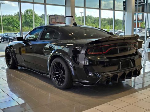 Used 2023 Dodge Charger Scat Pack RWD image 8