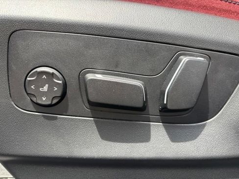 Certified 2026 BMW i5 eDrive40 w/ M Sport Package AWD/4WD image 13