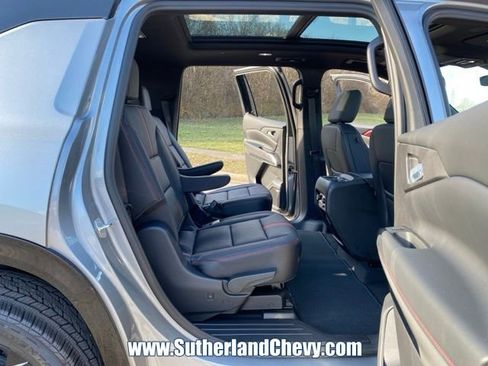 New 2026 Chevrolet Traverse RS FWD image 41