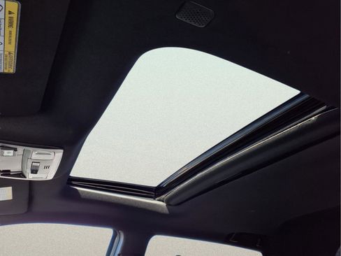 Used 2021 Toyota Tacoma TRD Sport w/ TRD Premium Sport Package image 16