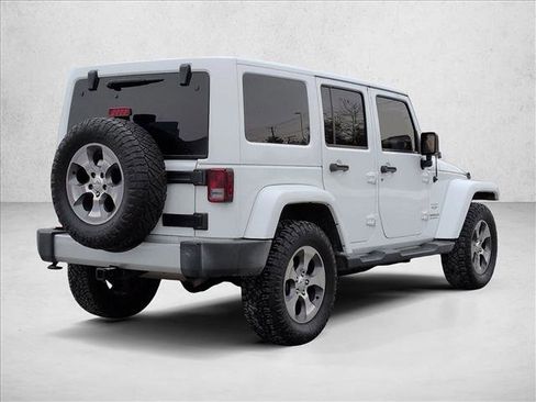 Used 2017 Jeep Wrangler Unlimited Sahara image 5
