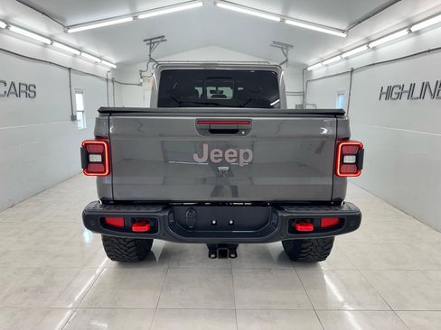 Used 2021 Jeep Gladiator Rubicon AWD/4WD image 5