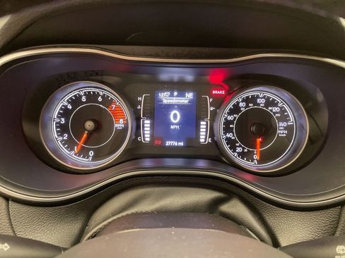 Certified 2021 Jeep Cherokee Latitude Lux image 13