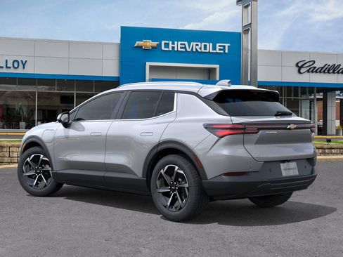 New 2026 Chevrolet Equinox EV LT image 28