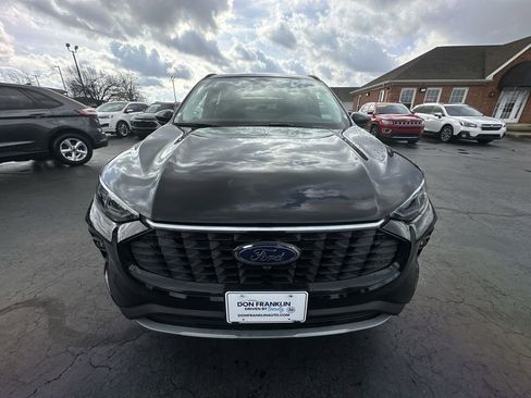 Used 2024 Ford Escape Platinum w/ Class II Trailer Tow Package image 27