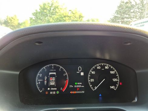 Used 2025 Honda HR-V Sport image 9