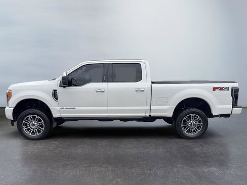 Used 2018 Ford F350 Platinum w/ Platinum Ultimate Package image 2