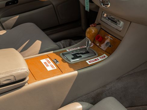 Used 2002 INFINITI Q45 image 36