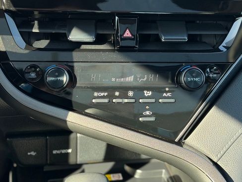 Used 2023 Toyota Camry XLE w/ Cold Weather Package image 15