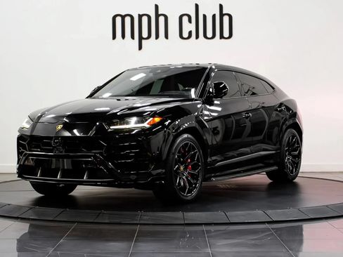Used 2021 Lamborghini Urus AWD/4WD image 2
